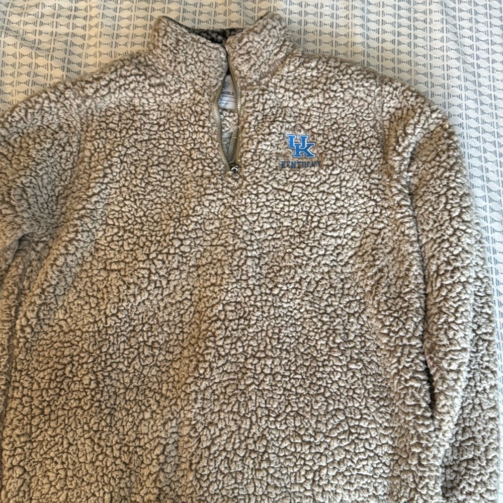 University of Kentucky pullover